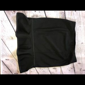 EXPRESS skirt, black, size xs with bow accent